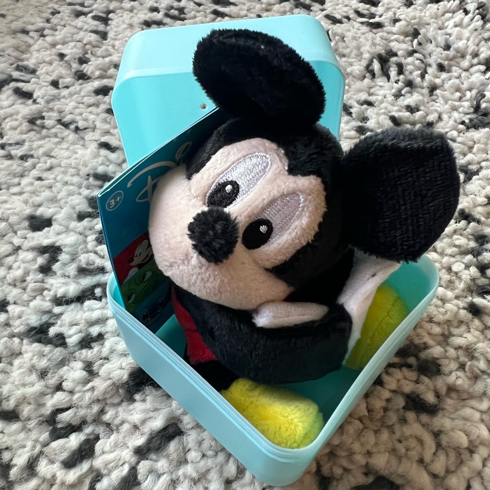 🆕 Disney Cutie Cuff Series 1&2 Mickey Mouse